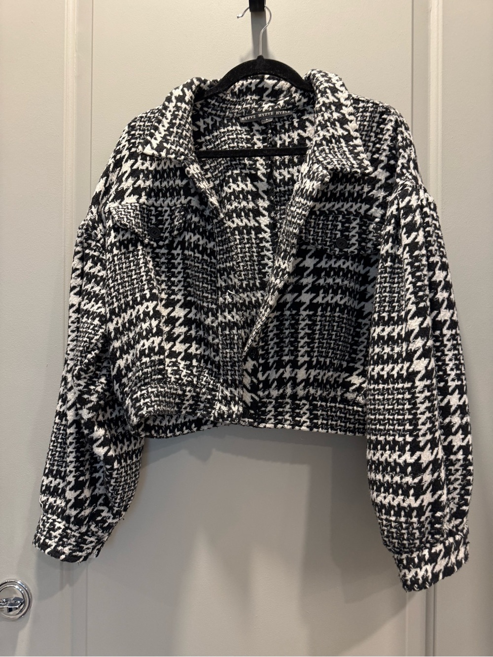 HYFVE Black & White Cropped Houndstooth Jacket size L